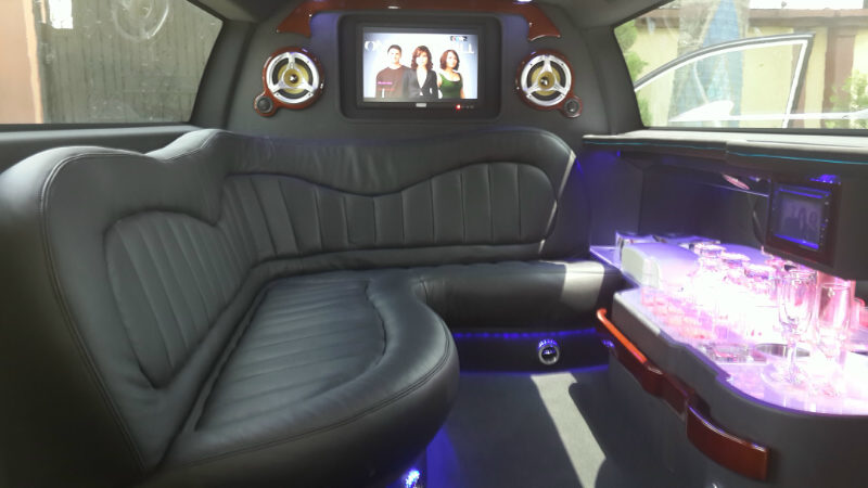 Hover Limo Rental in Lagos, Nigeria