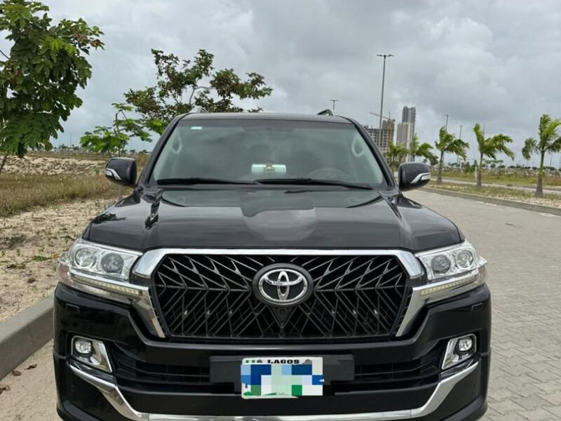 Toyota Land Cruiser Car Rental, Lagos